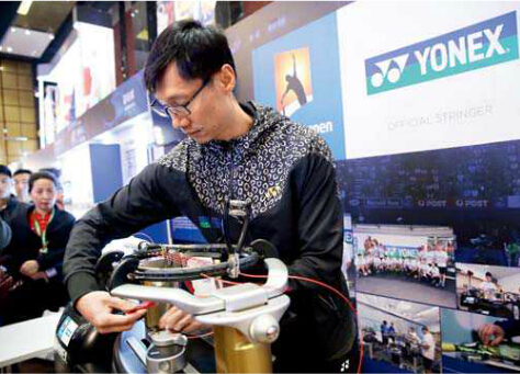 YONEX尤尼克斯2016全新系列產品：羽毛球裝備、網球裝備等驚艷亮相