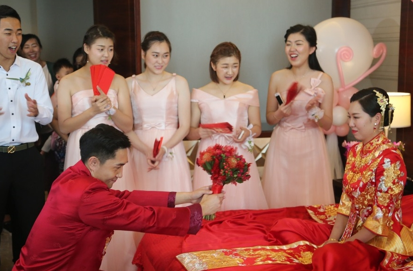 乒乓球名將李曉霞翟一鳴大婚，高清大圖